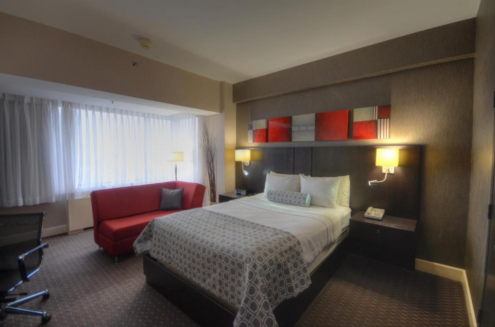 Armon Plaza Montreal Airpt, Trademark Collection by Wyndham