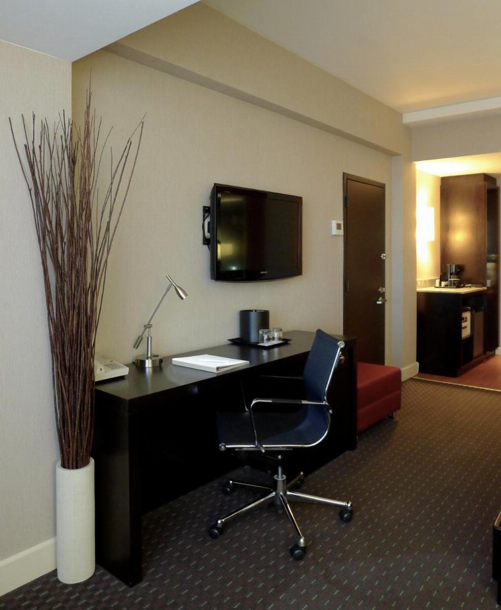 Room image 5